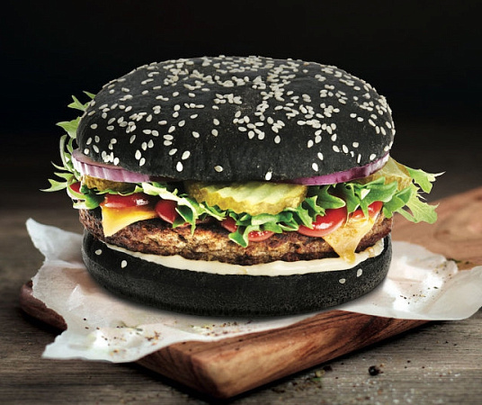 картинка Булочка Черная для гамбургера с кунжутом 82гр 125мм, 3шт от магазинаАрт-Я